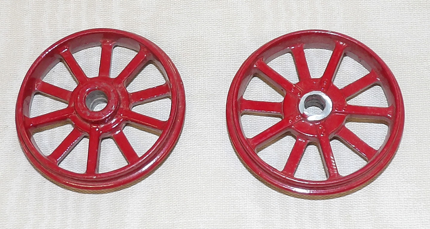 #06-050 1/16 Red Metal Spoke Front Wheels, Pair - Used, AS IS