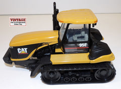 #55001 1/32 Cat Challenger 95E Agricultural Tractor