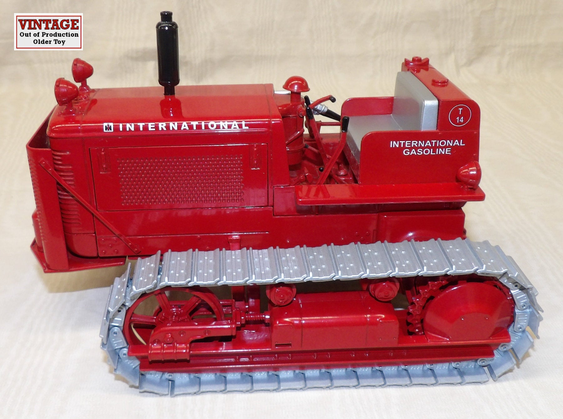 #ZJD162 1/16 International T-14 Gas Crawler