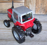 #1105 1/20 Massey Ferguson 670 Tractor - no box