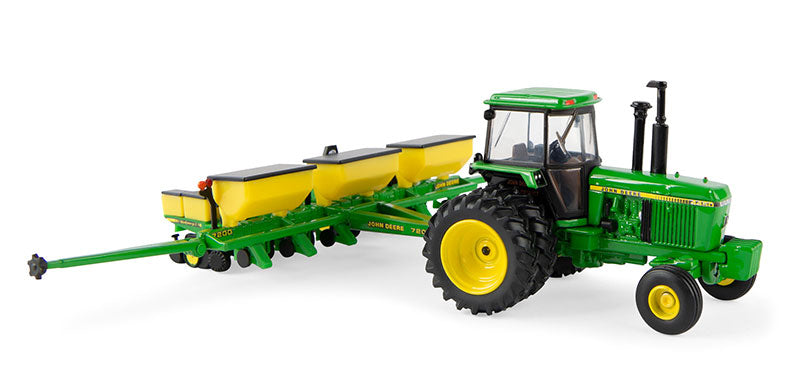 #45799 1/64 John Deere 4450 Tractor with Duals and John Deere 7200 Planter, Prestige Collection