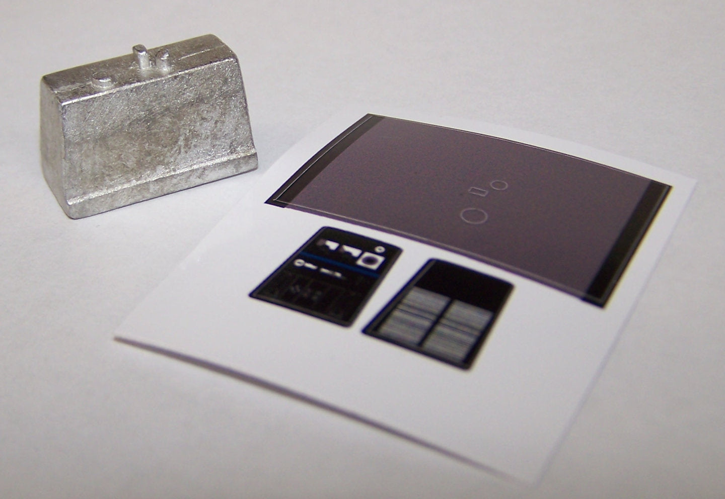 #TRP5500G 1/64 Portable Engine Welder with Gray Decal Sheet