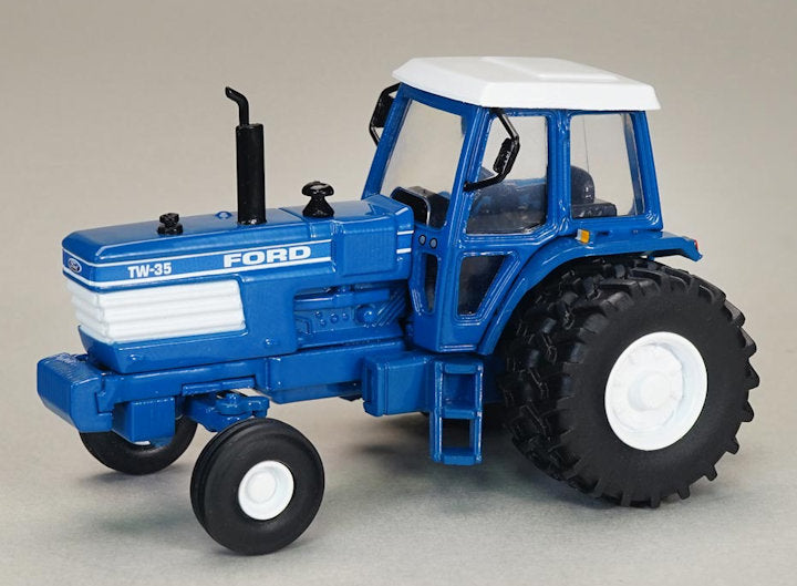 #ZJD1898 1/64 Ford TW-35 2WD Tractor with Duals