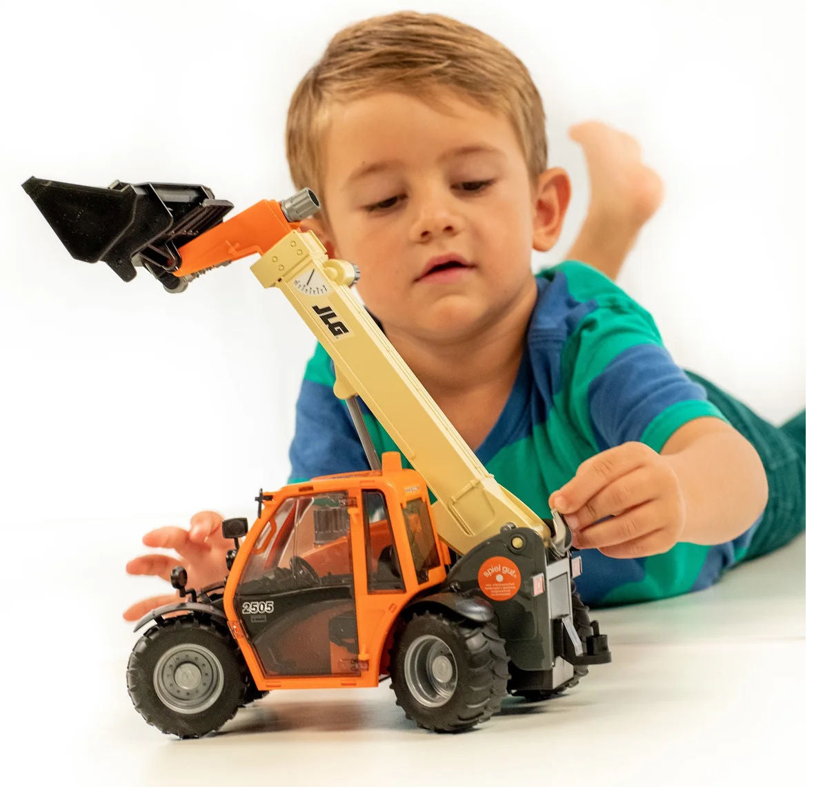 #02140 1/16 JLG 2505 Telehandler | Action Toys