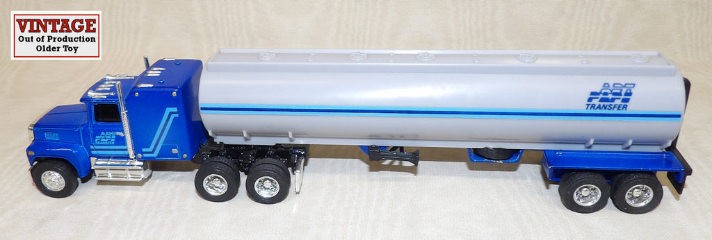 #1184 1/64 Art Papi Transfer Ford LTL-9000 with Sleeper & Tanker Trailer - No Package, AS IS