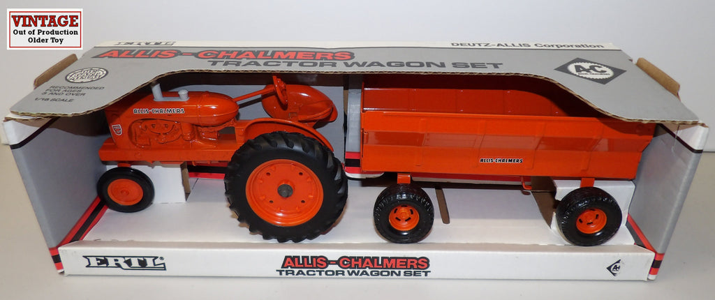 #1209 1/16 Allis-Chalmers WD-45 Tractor with Flare Box Wagon