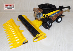#13849A 1/64 New Holland CR9090 Combine, 2013 Farm Show Edition - Open Box, AS IS