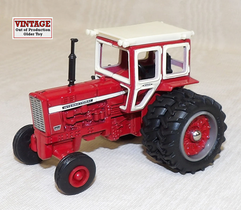 #14170 1/64 International 856 Tractor with Hiniker Cab - No Package, AS IS