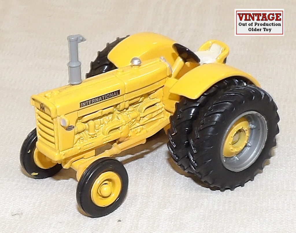 #14216 1/64 International 660 Industrial Tractor with Duals - No Package, AS IS