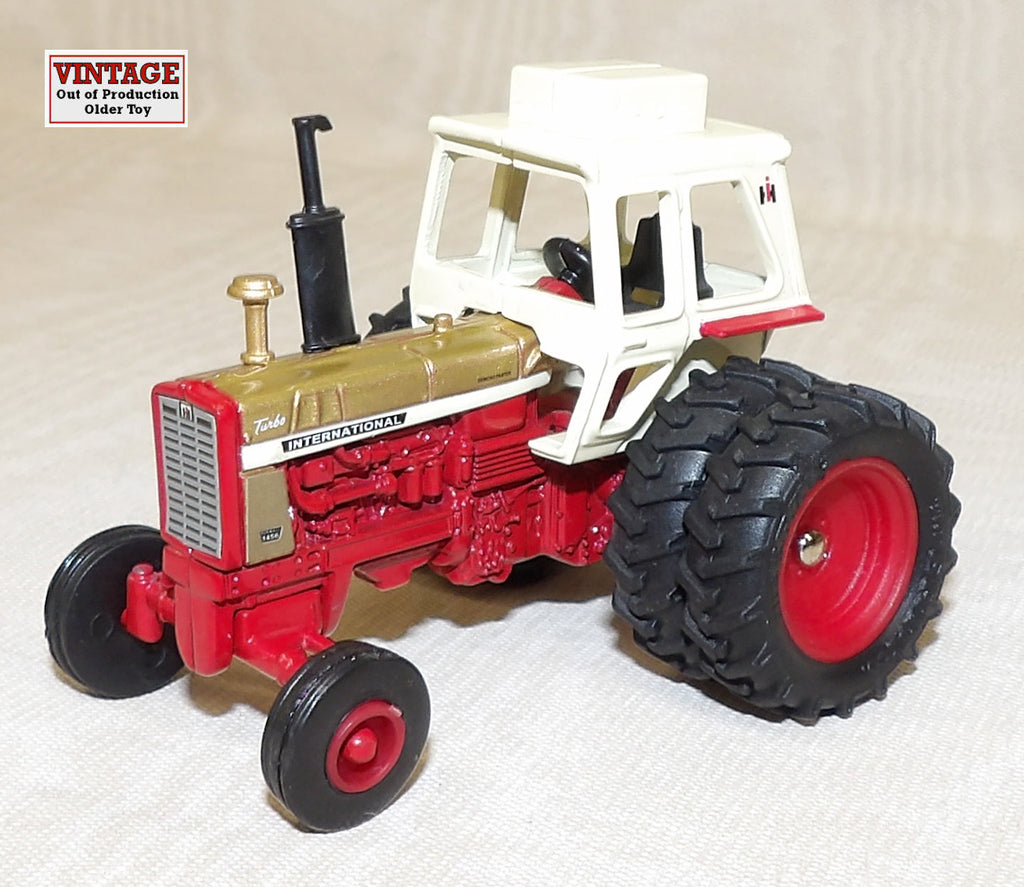 #14244C 1/64 International 1456 Gold Demonstrator with Duals - No Package, AS IS