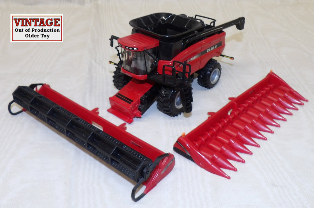 #14289 1/64 Case-IH AFX810 Axial-Flow Combine Collector Edition - Opened Box