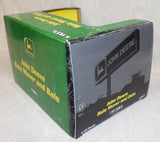 #15041 1/16 John Deere Bale Bork with Bale