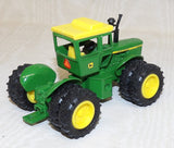 #15220A 1/64 John Deere 7520 4WD Tractor with Duals - No Package, AS IS
