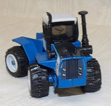 #1528 1/64 Ford FW-60 4WD Tractor with Single Wheels - No Box, AS IS