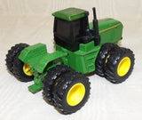 #15322 1/64 John Deere 8870 4WD Tractor with Duals - No Package, AS IS
