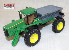 #15724 1/64 John Deere 4920 Dry Box Spreader - No Package, AS IS