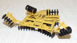 #18061 1/64 Cat Wing Disk without Wheels - No Package, AS IS