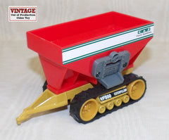 #2326EO 1/64 Cat VFS50 Undercarriage with Gravity Wagon - No Package, AS IS