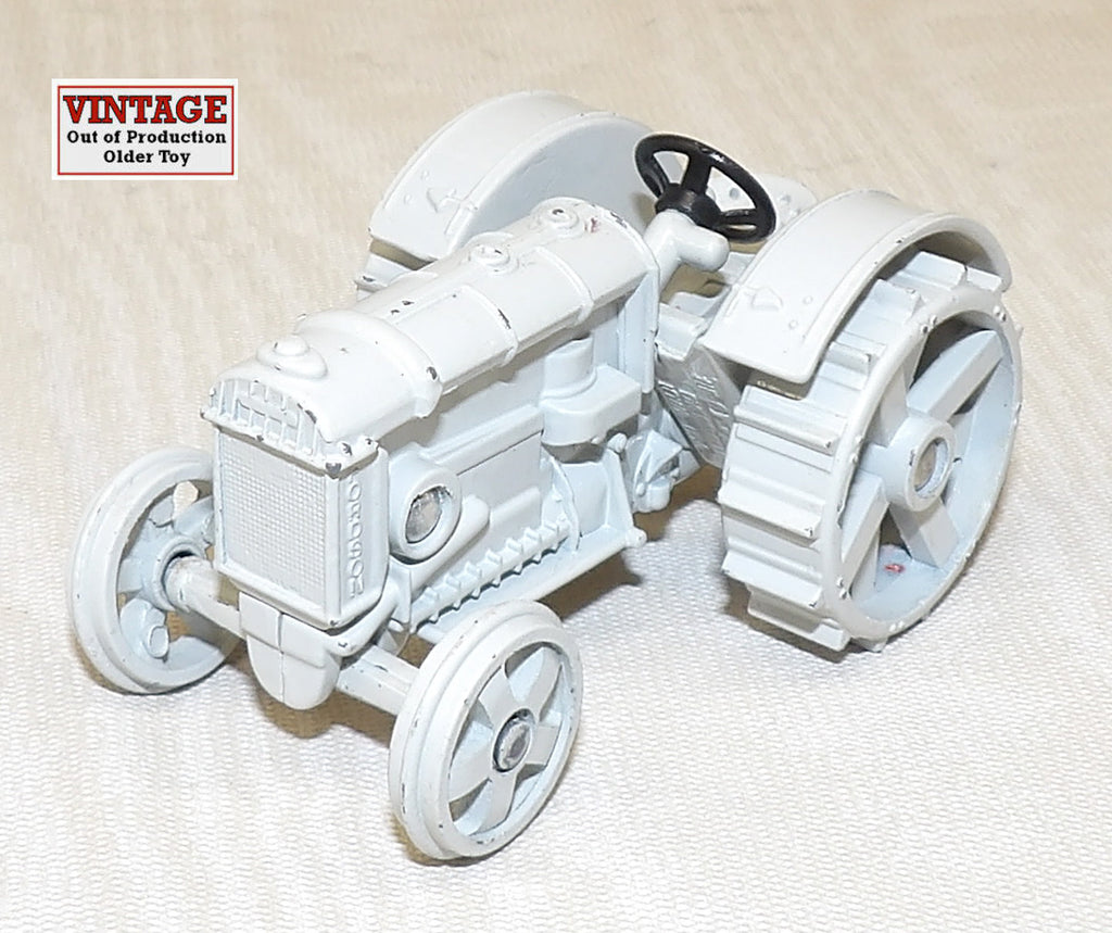 #2526EO 1/43 Gray English Fordson Tractor - Open Package, AS IS