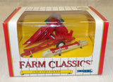 #2621 1/43 International McCormick 1-PR Corn Picker