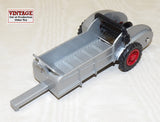 #2846EO 1/43 Silver Manure Spreader