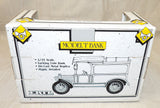 #286EO 1/25 Case 1913 Model T Van Bank