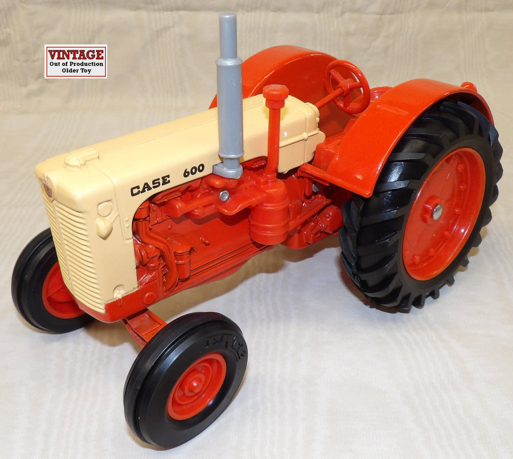 #289 1/16 Case 600 Wide Front Tractor - No Box, AS IS