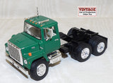 #30022TS 1/64 Green Ford L9000 Tandem Truck Cab