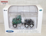 #30022TS 1/64 Green Ford L9000 Tandem Truck Cab