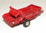 #308FO 1/64 New Holland 145 Box Manure Spreader