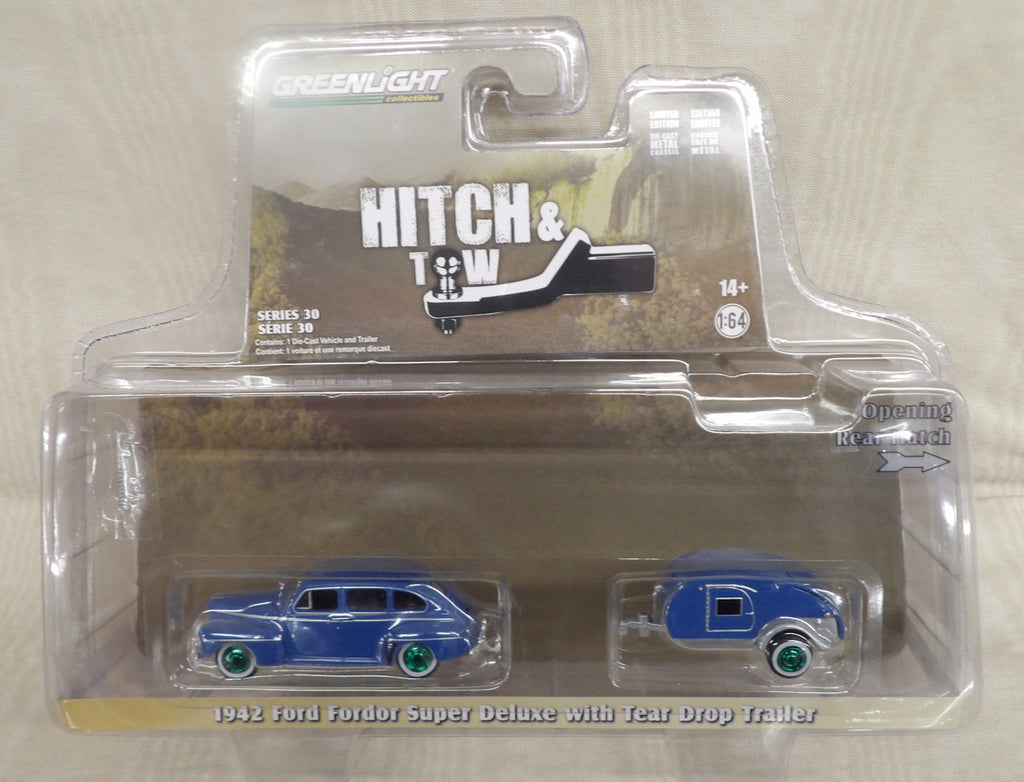 #32300-AG 1/64 1942 Ford Fordor Super Deluxe Car with Tear Drop Trailer, Green Machines Chase