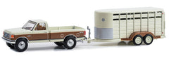 #32300-C 1/64 1991 Ford F-250 XLT Lariat Pickup with Livestock Trailer