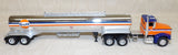 #33001 1/64 Gulf Oil Peterbilt 385 Day Cab with Tanker Trailer