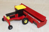 #368JLE 1/64 Versatile 4700 Swather - No Package, AS IS