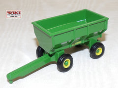 #370094 1/64 John Deere Flarebox Wagon - No Package, AS IS