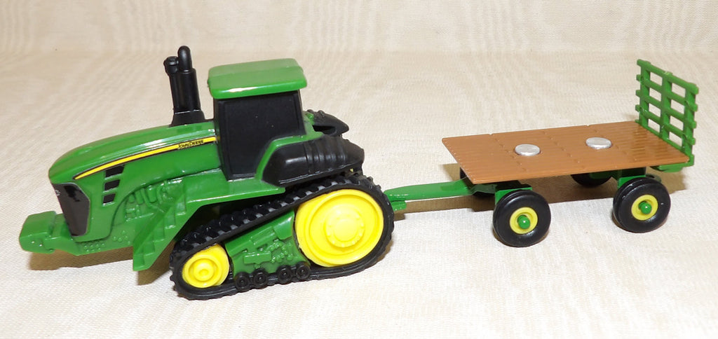 #37660 Mini John Deere Tracked Tractor with Hay Wagon
