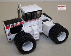 #40008 1/64 Big Bud 525/50 4WD Tractor with Triples and Cruiser Cab