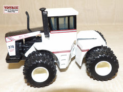 #4187EA 1/64 Big Bud 370 4WD Tractor with Duals - No Package, AS IS