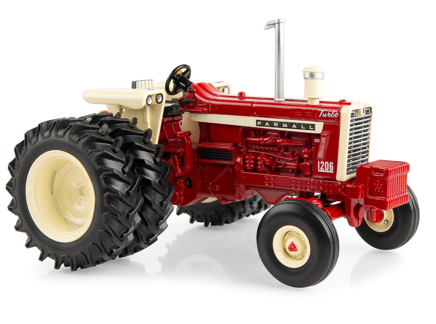 Britains 43294 in 1:32 IH Farmall 1066, NEU in OVP Britains 43294 in 1:32 IH Farmall 1066, NEU in OVP