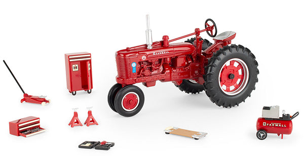 #44493 1/16 Farmall Super H Tractor Restoration Set | Action Toys