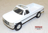 #4503 1/32 Case-IH Dealer Ford F-150 Pickup - No Box, AS IS