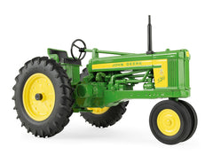#45912 1/16 John Deere Model 520 Narrow Front Tractor with FFA Logo