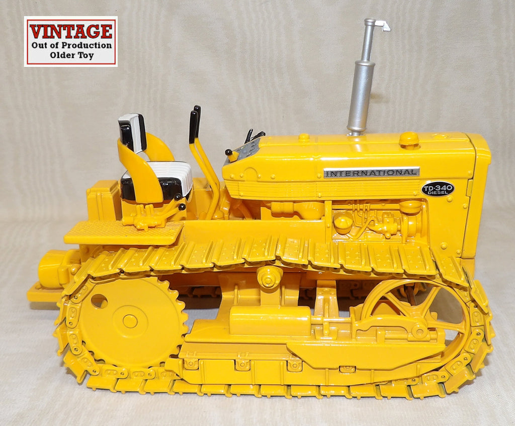 #4592TA 1/16 International TD-340 Crawler, 1995 National Toy Truck 'n Construction Show Edition
