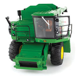 #45962 1/16 John Deere 7720 Titan II Combine with Grain & Corn Heads, Prestige Selection #4