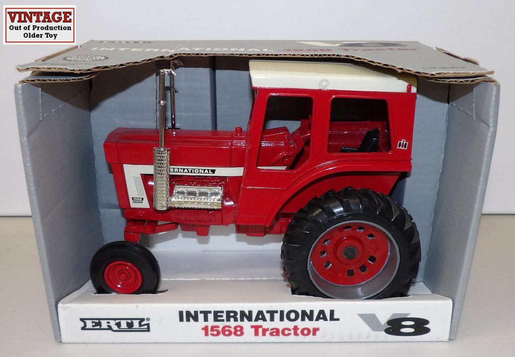 #4602 1/16 International 1568 V-8 Tractor Collectors Edition
