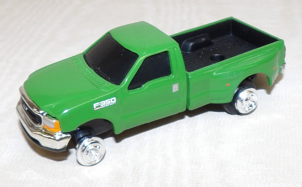#46582SY 1/64 Green Ford F-350 Dually Pickup - Missing Tires, AS IS