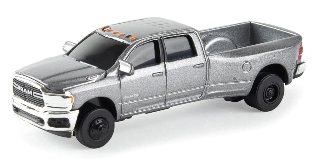 #47169C 1/64 Silver 2020 Ram 3500 Bighorn Dually Pickup