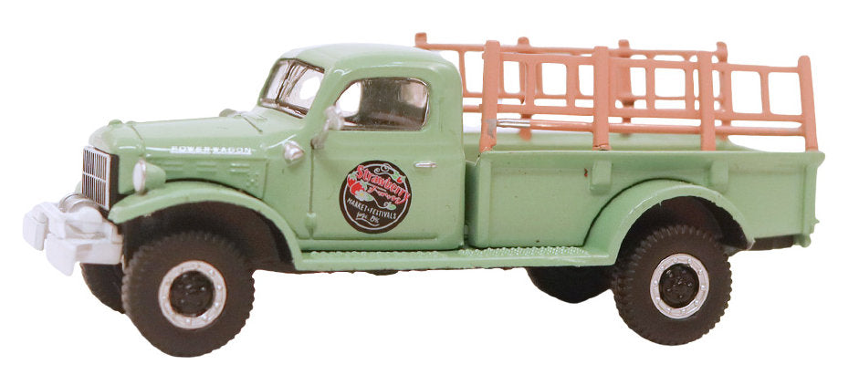 #48110-B 1/64 Strawberry Farm 1946 Dodge Power Wagon