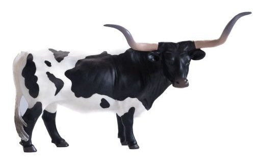 #500272 1/16 Black & White Texas Longhorn Steer