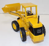 #507EO 1/16 John Deere Loader